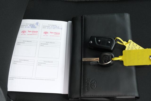 Toyota AYGO 1.0 VVT-i S-CVT First Automaat | Adaptive Cruise Control | Apple