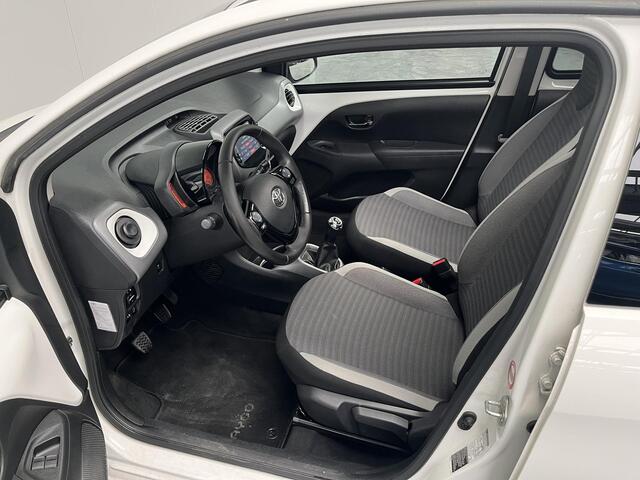 Toyota AYGO 1.0 VVT-i x-joy Cabrio, NL auto, Luxe versie