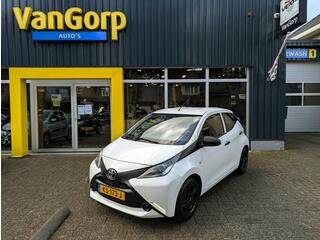 toyota-aygo-1.0-vvt-i-x-now-carplay