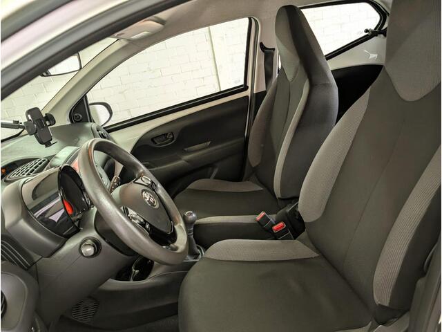 Toyota AYGO 1.0 VVT-i x-fun CARPLAY All-in prijs!