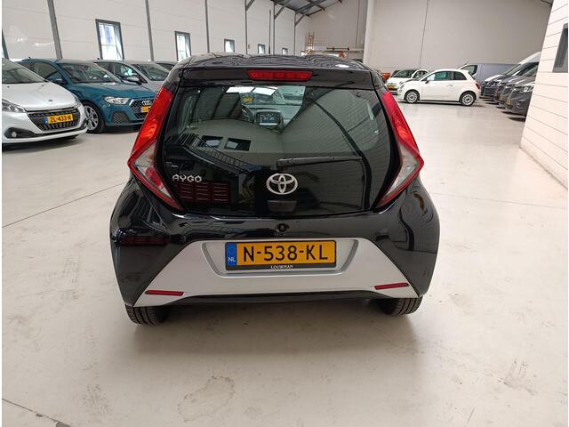 Toyota AYGO 1.0 VVT-i x-play