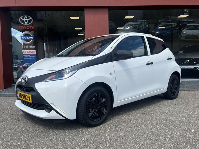 Toyota AYGO 1.0 VVT-i x-fun | Airco | Radio