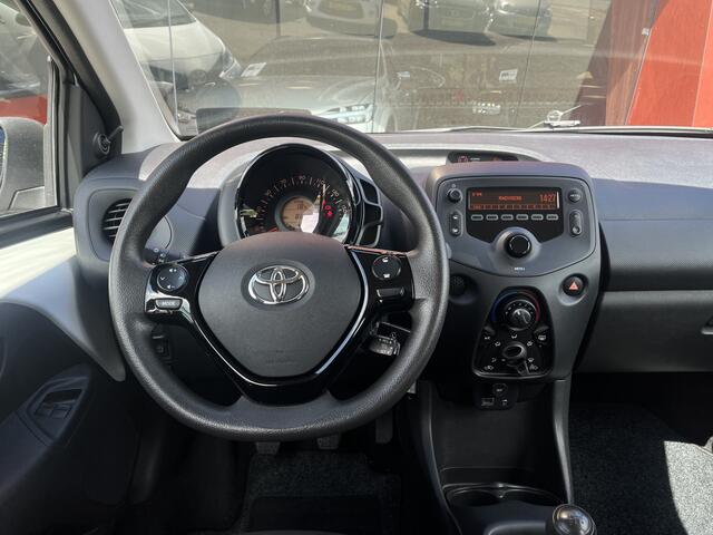Toyota AYGO 1.0 VVT-i x-fun | Airco | Radio