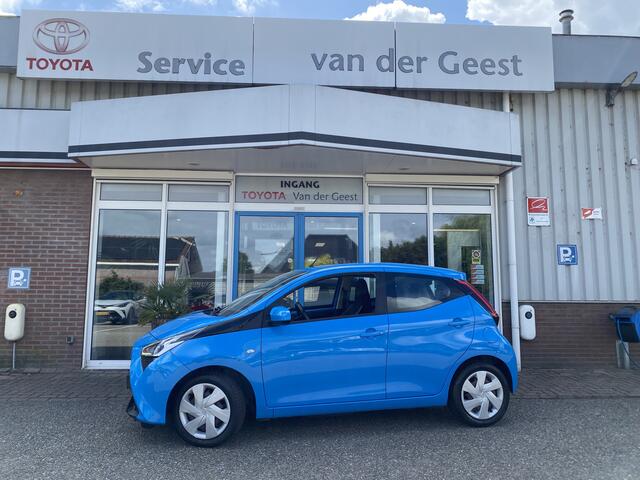 Toyota AYGO 1.0 VVT-i x-play