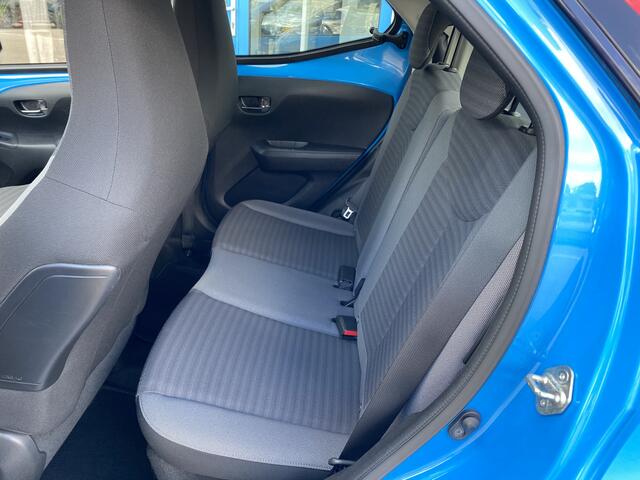 Toyota AYGO 1.0 VVT-i x-play