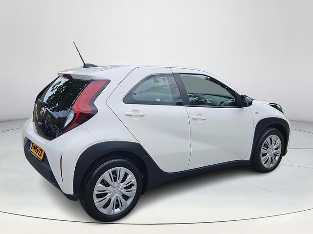Toyota AYGO X 1.0 VVT-i S-CVT Play
