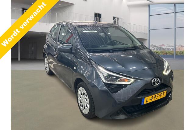 Toyota AYGO 1.0 VVT-i x-play AUT! 1e Eig! Carplay! Camera! VERWACHT!!