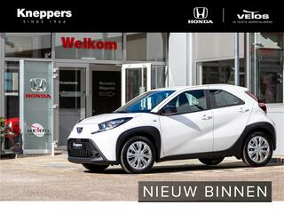 toyota-aygo-x-1.0-vvt-i-mt-business