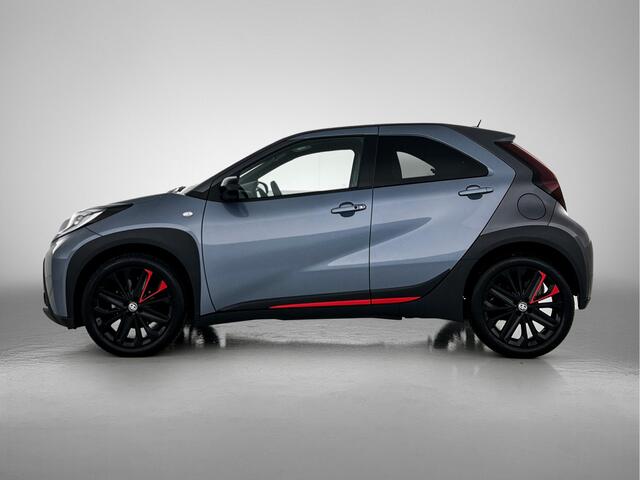Toyota AYGO X 1.0 VVT-i S-CVT Premium Undercover | Navigatie | Stoelverwarming | Parkersensoren voor + achter |