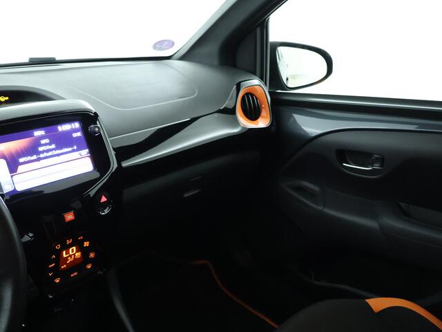 Toyota AYGO 1.0 VVT-i JBL