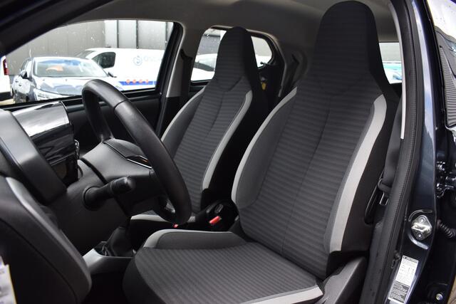 Toyota AYGO 1.0 VVT-i x-play limited | CAMERA | AIRCO | APPLECARPLAY/ANDROIDAUTO