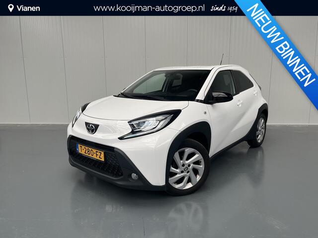 Toyota AYGO X 1.0 VVT-i S-CVT first