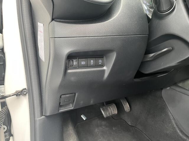 Toyota AYGO X 1.0 VVT-i S-CVT first