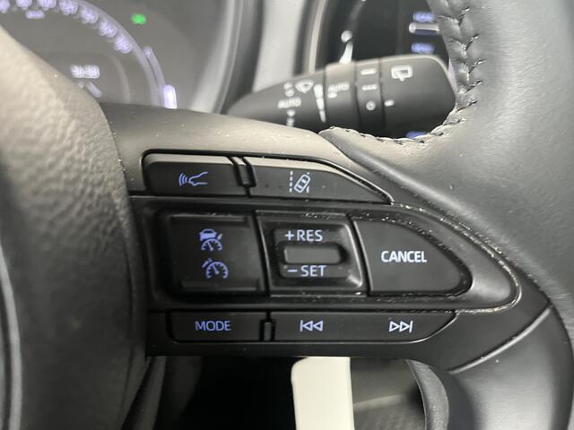 Toyota AYGO X 1.0 VVT-i S-CVT first