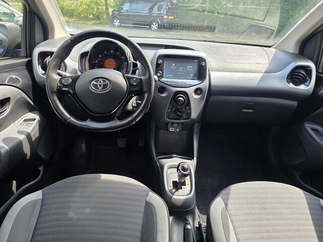 Toyota AYGO 1.0 VVT-i x-first **5DRS-AUT-AIRCO**