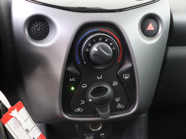 Toyota AYGO 1.0 VVT-i x-play