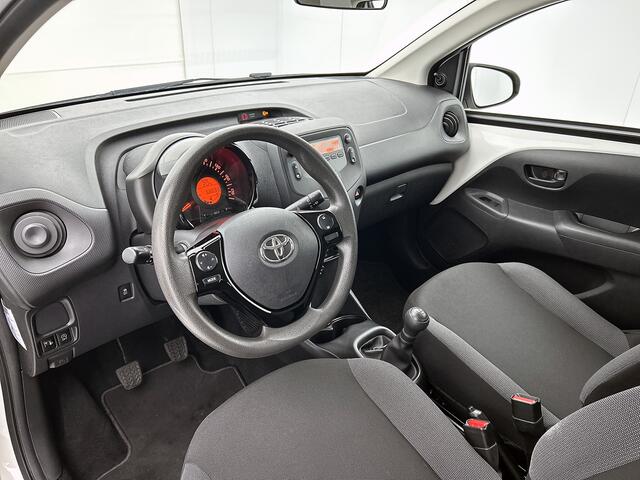Toyota AYGO 5-drs 1.0 VVT-i X-Fun | Airco | Bluetooth |