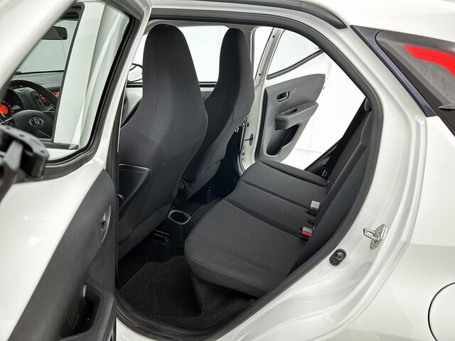 Toyota AYGO 5-drs 1.0 VVT-i X-Fun | Airco | Bluetooth |