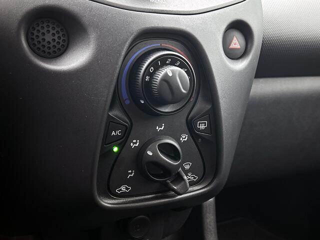 Toyota AYGO 5-drs 1.0 VVT-i X-Fun | Airco | Bluetooth |