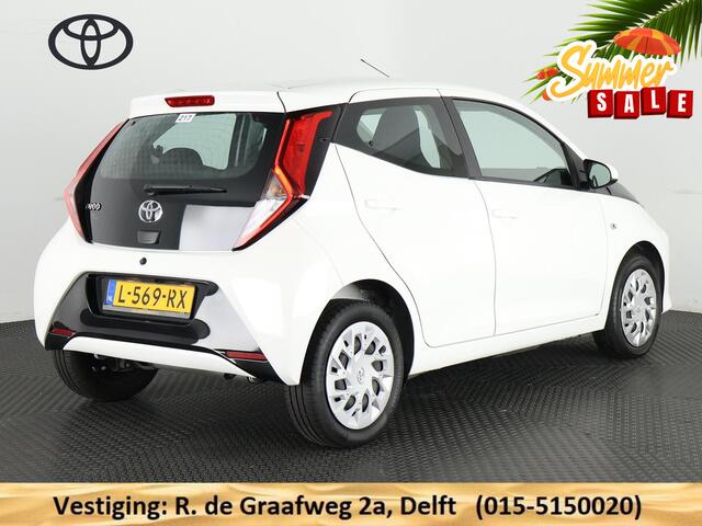 Toyota AYGO 1.0 VVT-i X-Play | Dealer onderhouden | Apple Carplay & AndroidAUTO | Airco | 1e eigenaar