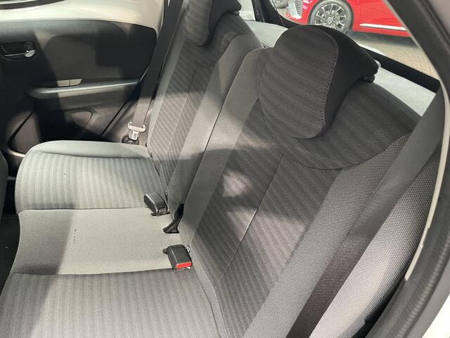 Toyota AYGO 1.0 VVT-i x-play limited Airco | Applecarplay\Androidauto | Camera