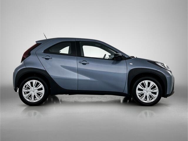 Toyota AYGO X 1.0 VVT-i MT Play