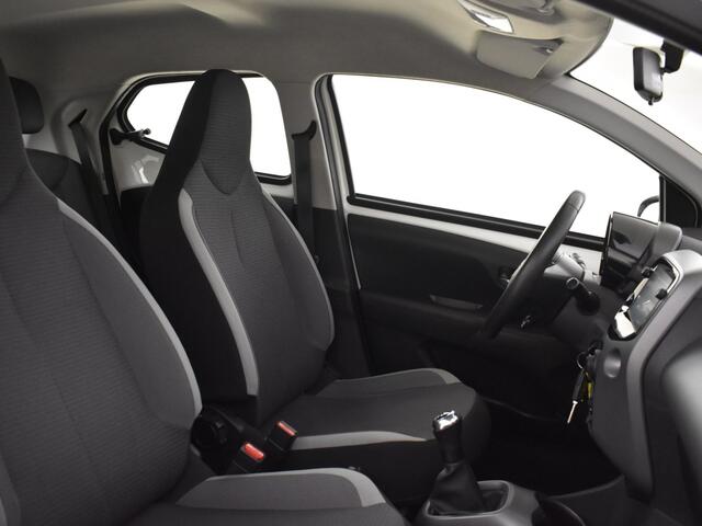 Toyota AYGO 1.0 VVT-i x-play | Carplay | Camera | Led
