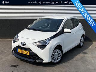 toyota-aygo-1.0-vvt-i-x-play-apple-