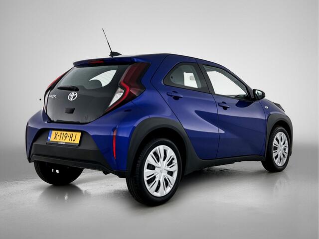 Toyota AYGO X 1.0 VVT-i S-CVT Play | Apple Carplay/Android Auto | Airconditioning | Metallic lak |