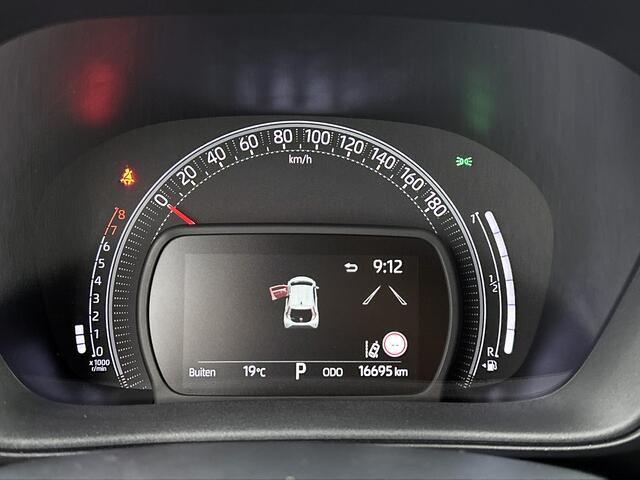 Toyota AYGO X 1.0 VVT-i S-CVT Play | Apple Carplay/Android Auto | Airconditioning | Metallic lak |