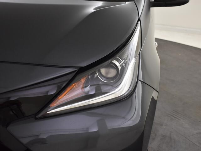 Toyota AYGO 1.0 VVT-i x-cite | LM Velgen | Nieuwe All Seasons | Camera |