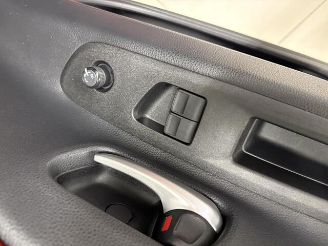 Toyota AYGO X 1.0 VVT-i S-CVT Pulse Bi Tone