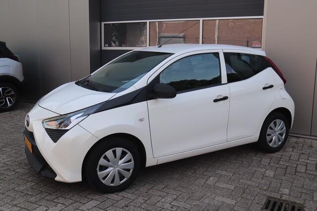 Toyota AYGO 1.0 VVT-i x-fun Airco