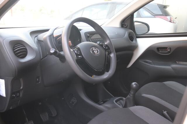 Toyota AYGO 1.0 VVT-i x-fun Airco