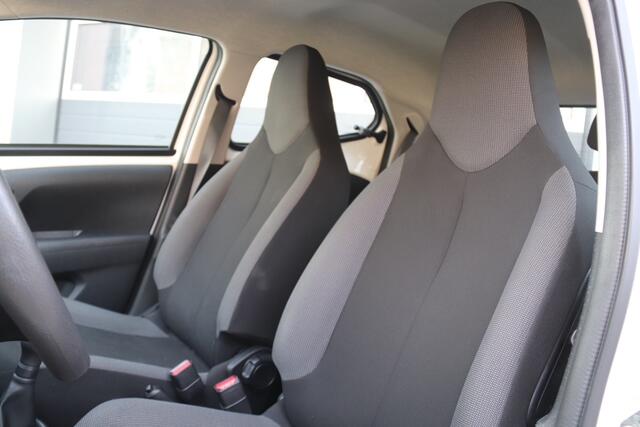 Toyota AYGO 1.0 VVT-i x-fun Airco