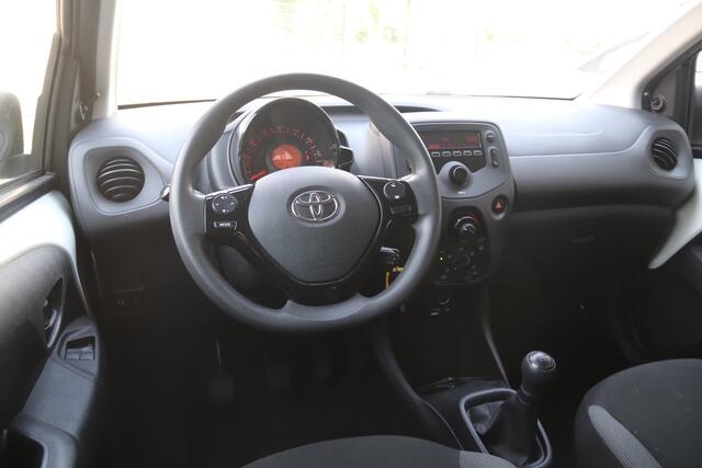 Toyota AYGO 1.0 VVT-i x-fun Airco