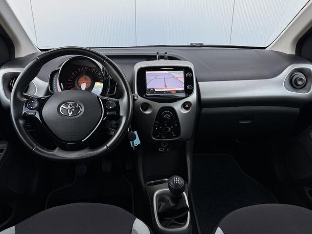Toyota AYGO 1.0 VVT-i x-play Camera/Navi/Cruise/Bluetooth.