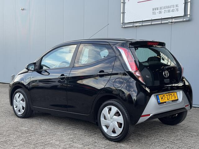Toyota AYGO 1.0 VVT-i x-play Camera/Navi/Cruise/Bluetooth.