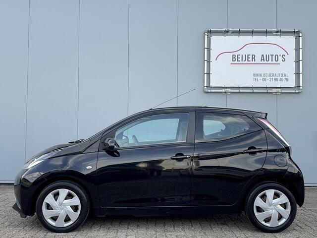 Toyota AYGO 1.0 VVT-i x-play Camera/Navi/Cruise/Bluetooth.