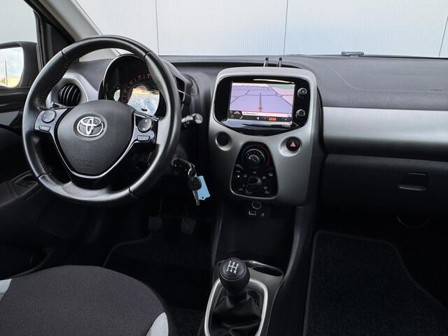 Toyota AYGO 1.0 VVT-i x-play Camera/Navi/Cruise/Bluetooth.