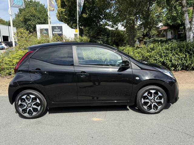 Toyota AYGO 1.0 VVT-i x-cite ClimaoCruiseoCarplay