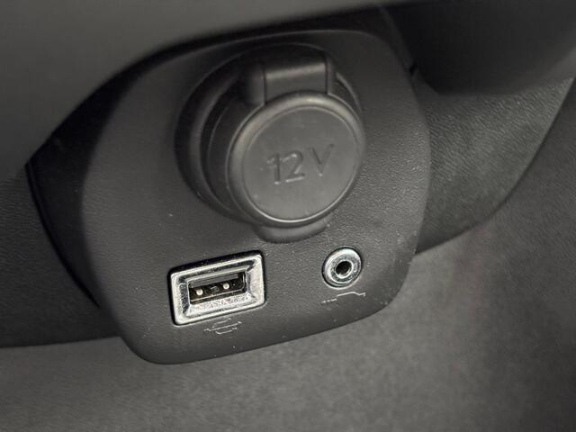 Toyota AYGO 1.0 VVT-i x-play limited | Airco | Navigatie | Camera |