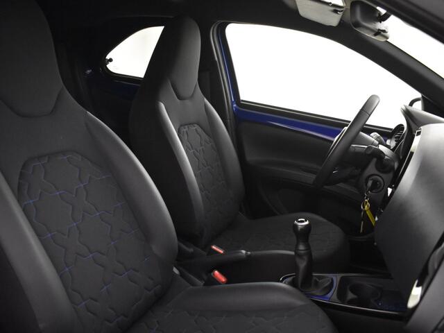 Toyota AYGO 1.0 VVT-i MT Pulse Bi Tone | Parkeersensoren V+A | Stoelverwarmi
