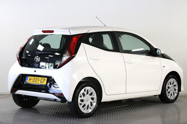 Toyota AYGO 1.0 VVT-i x-play limited Airco | Camera | Elek. ramen | Park. sensor.
