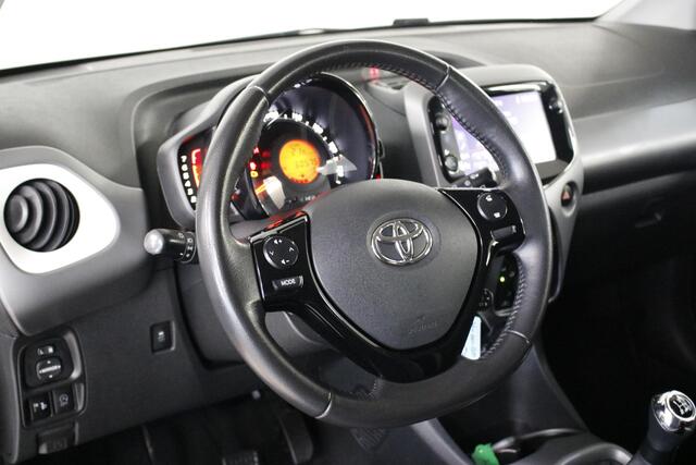 Toyota AYGO 1.0 VVT-i x-play limited Airco | Camera | Elek. ramen | Park. sensor.
