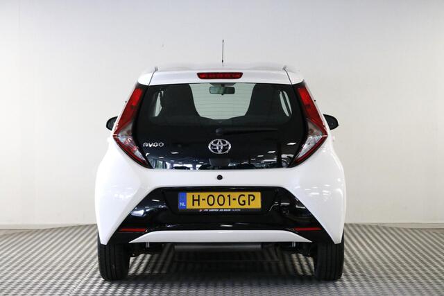 Toyota AYGO 1.0 VVT-i x-play limited Airco | Camera | Elek. ramen | Park. sensor.