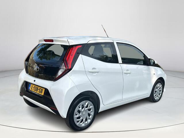 Toyota AYGO 1.0 VVT-i x-play