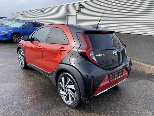 Toyota AYGO X 1.0 VVT-i S-CVT Envy Navigatie, Apple CarPlay/Android Auto, automaat, achteruitrij camera, keyless, adaptieve cruise control, automaat!