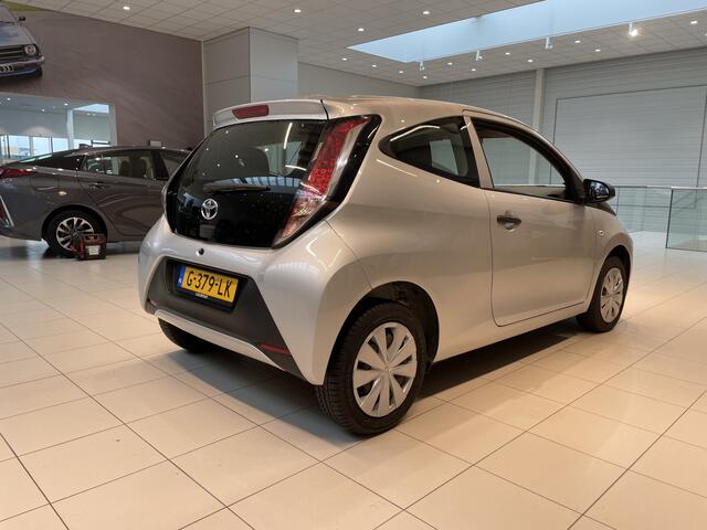 Toyota AYGO 1.0 VVT-i x-now | Airco |