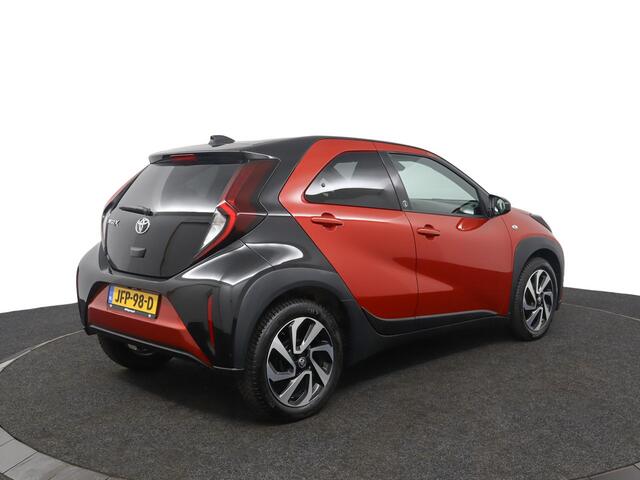 Toyota AYGO X 1.0 VVT-i MT Pulse | Adaptive Cruise Control | Stoelverwarming | Apple Carplay | Android Auto | Achteruitrijcamera |
